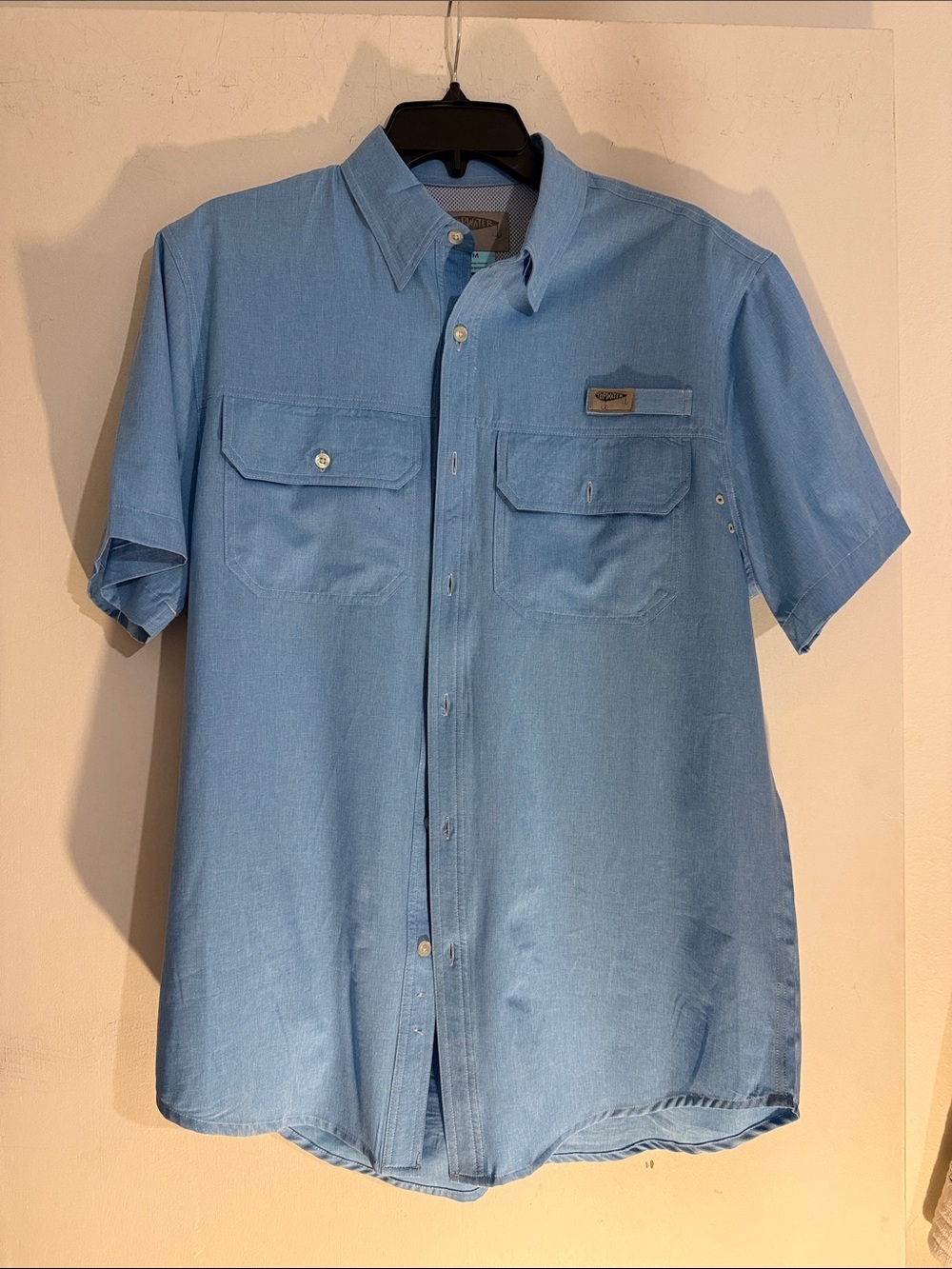Columbia Men's Light Blue Short Sleeve Button-Down Shirt